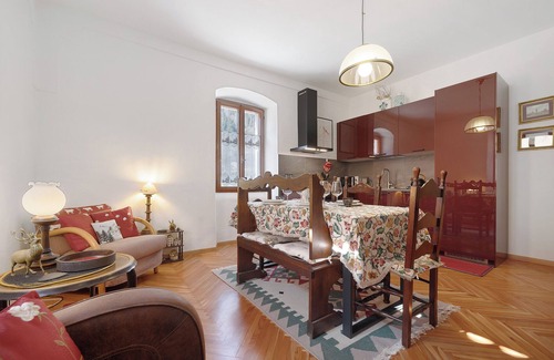 Borzago Apartment | Apartment 'Al Bot' with Mountain View, Balcony and Wi-Fi
