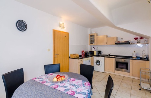 Cavtat Apartment | Apartment Alba- Duplex Two Bedroom Apartment with Shared Pool and Sea View