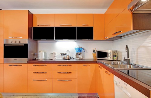 Sicina Apartment | Apartment "Alessio" with Mountain View & Balcony