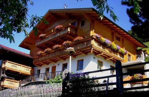 Heiligenblut Apartment | Apartment Almrausch - Seppenbauerhof - Family Steiner