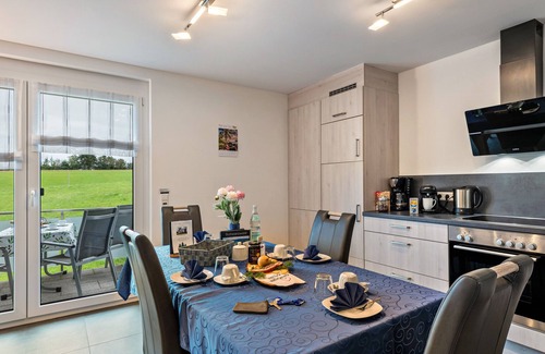 Hoechenschwand Apartment | Apartment 'Alpenpanorama, 76qm, 2 Schlafräume' with Mountain View, Shared Terrace and Wi-Fi