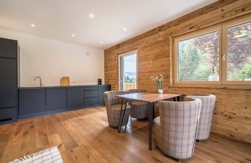 San Pancrazio Apartment | Apartment 'Alpreid Kernig Rustikale' with Mountain View, Garden & Wi-Fi