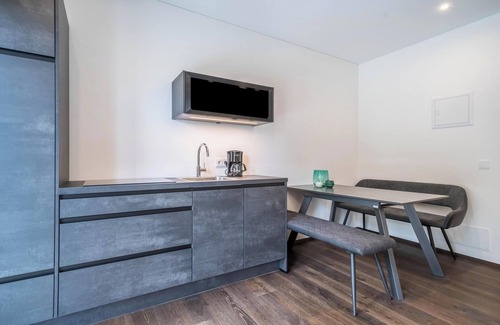 San Pancrazio Apartment | Apartment 'ALPREID Moderne Tanne' with Mountain View, Garden & Wi-Fi