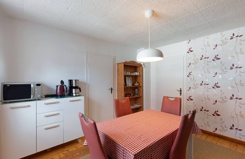 Gruendau Apartment | Apartment 'Alte Schäferei' with Balcony and Wi-Fi