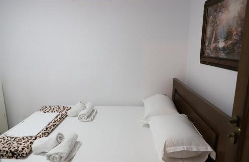 Berat Apartment | Apartment Altin in old town