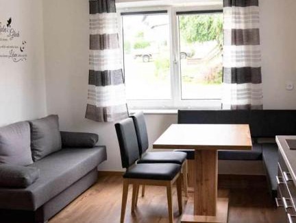 Grafenschlag Apartment | Apartment am Alpakahof Hahn