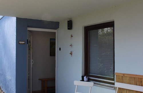 Wilhelmsdorf Apartment | Apartment 'Am Barthelwald' with Private Terrace and Wi-Fi