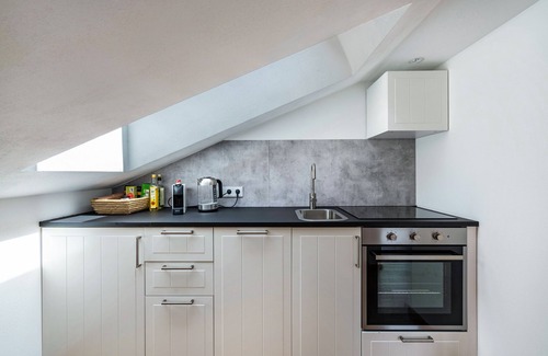 Gmund am Tegernsee Apartment | Apartment "Am See" with Mountain View, Shared Garden & Wi-Fi