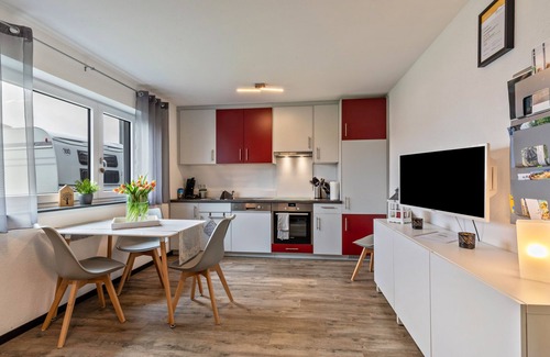 Muensingen Apartment | Apartment "Am Weissgerber" with Private Terrace & Wi-Fi