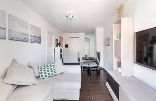 Murcia Apartment | Apartment "Amélie" with Balcony & Wi-Fi