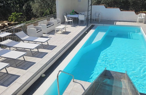 Cassaro House | Apartment among olive trees in quiet area with private pool
