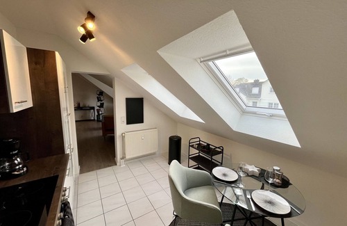 Damm Apartment | Apartment 'An Der Aschaffaue' with Private Terrace, Balcony and Wi-Fi