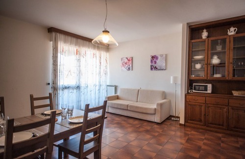 Lido di Camaiore Apartment | Apartment Andrea Monte - only 100mt from the beach