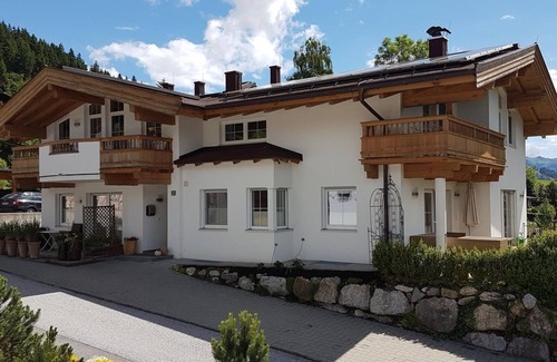 Lauterbach Apartment | Apartment Angelika - Apartment OG/2 bedrooms/shower, WC