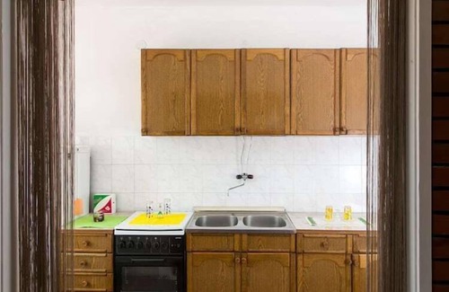 Gornji Kono Apartment | Apartment Angelina - Three Bedroom Apartment with Balcony and Sea View