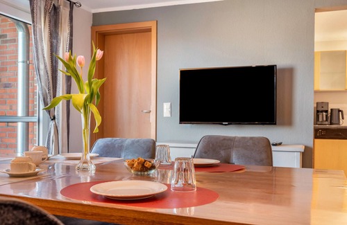 Osterbruch Apartment | Apartment "Ankerplatz" with Private Garden