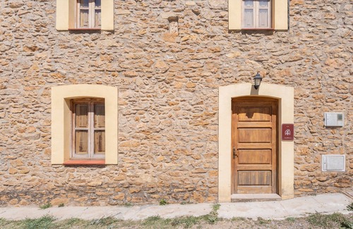 Culla Apartment | Apartment 'Antiga Escola De Molinell' with Mountain View, Private Terrace and Private Garden