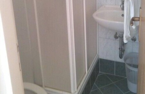 Kustici Apartment | Apartment Anton, (13584), Zubovići, Croatia