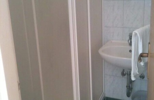 Kustici Apartment | Apartment Anton, (13585), Zubovići, Croatia