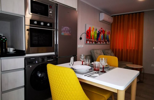 Campo Maior Apartment | Apartment 'Apartamento Ms' with Wi-Fi and Air Conditioning