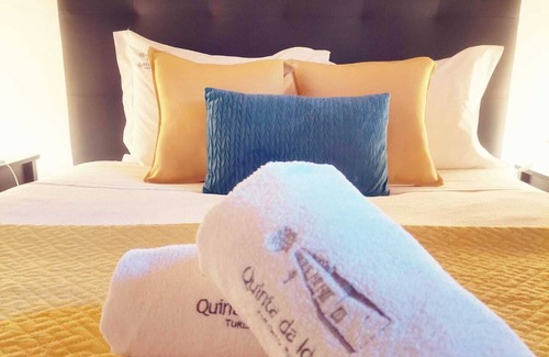 Barracao Apartment | Apartment "Apartamento - Casa Sobreiro" with Mountain View, Shared Pool & Wi-Fi