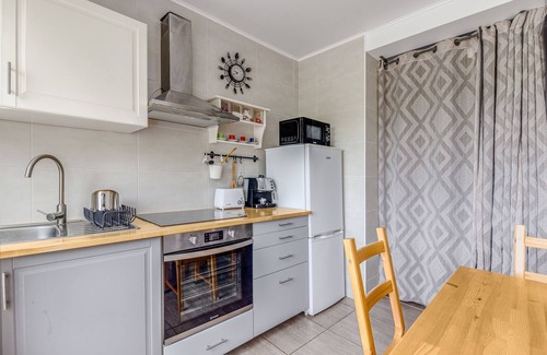 Horta Apartment | Apartment 'Apartamento T2 Praia Do Almoxarife' with Sea View, Wi-Fi and Air Conditioning