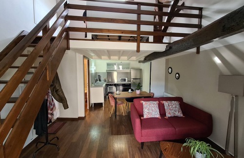 Fontainebleau Apartment | Apartment-Apartment-Ensuite with Bath-City view