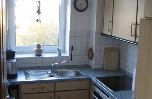 Heikendorf Apartment | Apartment/apartment no. 2 right, shower, WC - Ferienwohnung Matthiesen