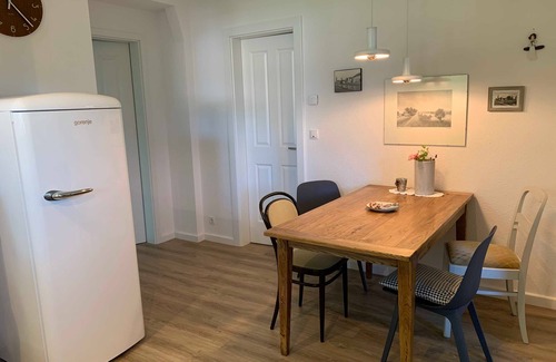 Rhauderfehn Apartment | Apartment - Apartment Alte Fehnapotheke, 95144