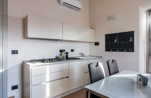 San Donato Apartment | Apartment-Apartment-Ensuite with Shower-City view-Deluxe