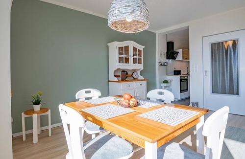 Rettin Apartment | Apartment/apartment for 4 guests with 56m² in Rettin (287472)
