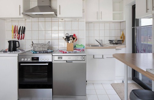 Schluchsee Apartment | Apartment 'Apartmenthaus Fister' with Lake View, Shared Garden and Wi-Fi