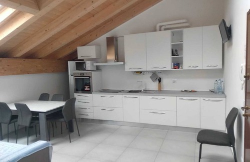 Rovere Veronese Apartment | Apartment 'Appartamento vicino Verona' with Mountain View and Balcony