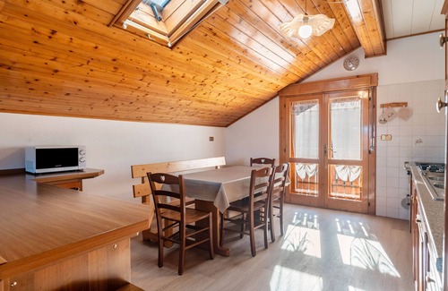 Spormaggiore Apartment | Apartment 'Appartamento Maurizio' with Mountain View, Private Garden and Wi-Fi