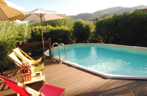 Colle di Compito Apartment | Apartment 'Appartamento Mansarda' with Shared Pool, Wi-Fi and Air Conditioning