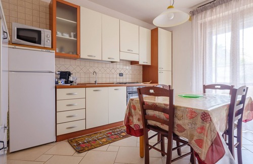 Brindisi Apartment | Apartment 'Appartamento Leo' with Private Terrace, Private Garden and Wi-Fi