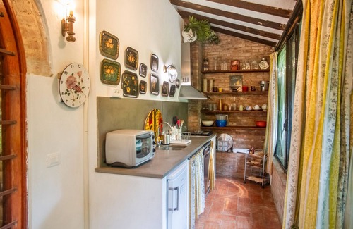 Grosseto Apartment | Apartment 'Appartamento Fata' with Shared Pool, Private Terrace and Wi-Fi