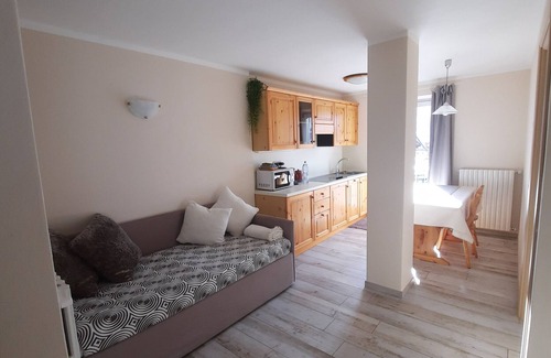 San Rocco Apartment | Apartment 'Appartamento Zefiro' with Mountain View, Balcony and Wi-Fi