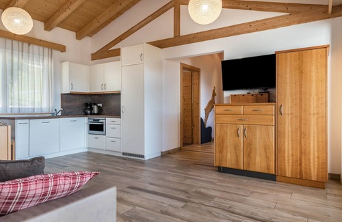Maranza Apartment | Apartment 'Apt Gamsstube' with Mountain View, Private Terrace and Wi-Fi