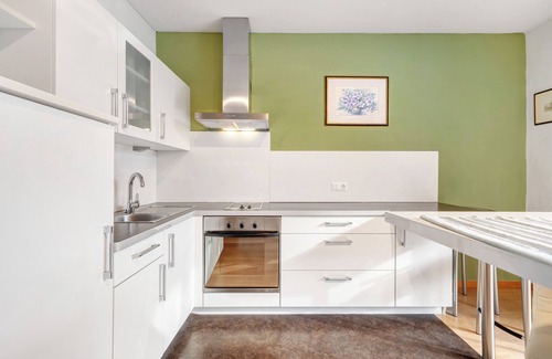 Lana Apartment | Apartment 'Apt St Georgen' with Mountain View, Shared Garden and Wi-Fi
