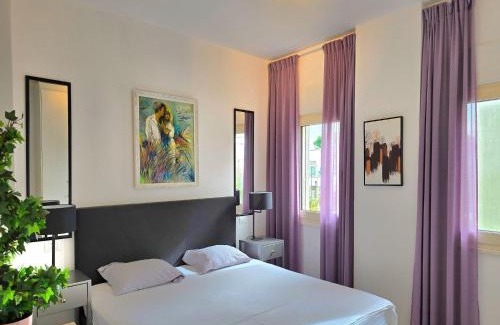 Ishem Apartment | Apartment at Perla Resort near Sandy Beach