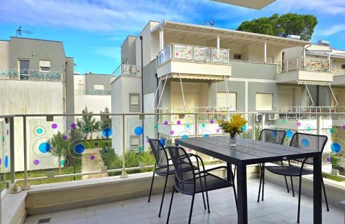 Ishem Apartment | Apartment at Perla Resort near Sandy Beach