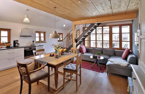 Traunreut Apartment | Apartment at the Backhäusl, 60 sqm, 1 bedroom