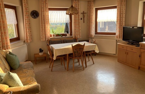 Brennberg Apartment | Apartment at the highest point in the district of Regensburg