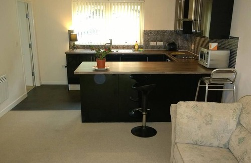 Sheffield Apartment | Apartment at Your Travel Stop Craggside