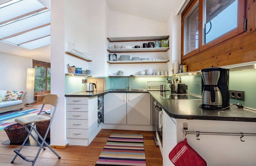 Horst Apartment | Apartment 'Atelierwohnung Hof Kranichmoor' with Private Terrace, Shared Garden and Wi-Fi