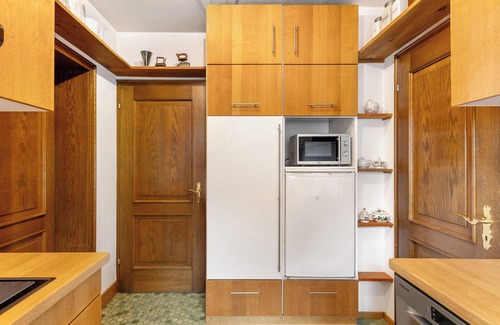 Ortsmitte Apartment | Apartment 'Auf Der Stadtmauer' with Private Terrace and Wi-Fi