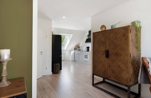 Fahrdorf Apartment | Apartment 'Auf Der Farm-Café' with Shared Garden and Wi-Fi