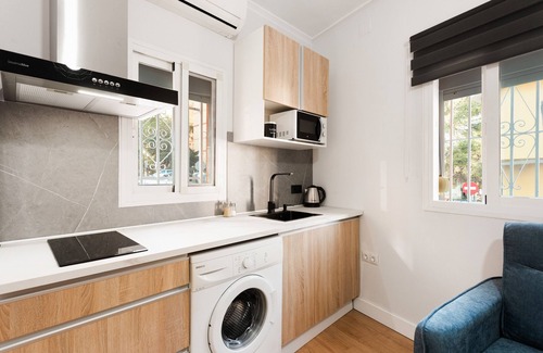 Ciudad Jardin Apartment | Apartment 'Auromar 1' with Wi-Fi and Air Conditioning