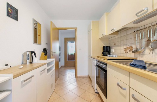 Hennstedt Apartment | Apartment 'Auszeit' with Shared Terrace, Private Garden and Wi-Fi